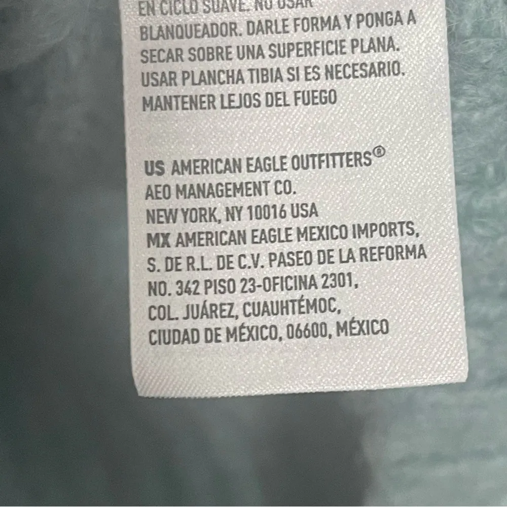 soft V-neck hooded sweater loose fit and so comfy - Image 6