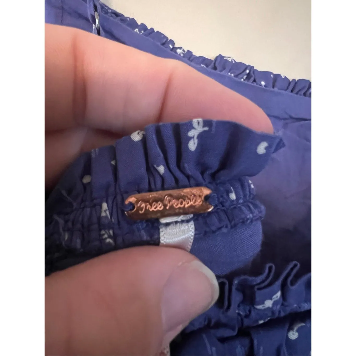 Free People Blue With White Floral Print Dress With Pockets Woman’s Size Large - Image 9