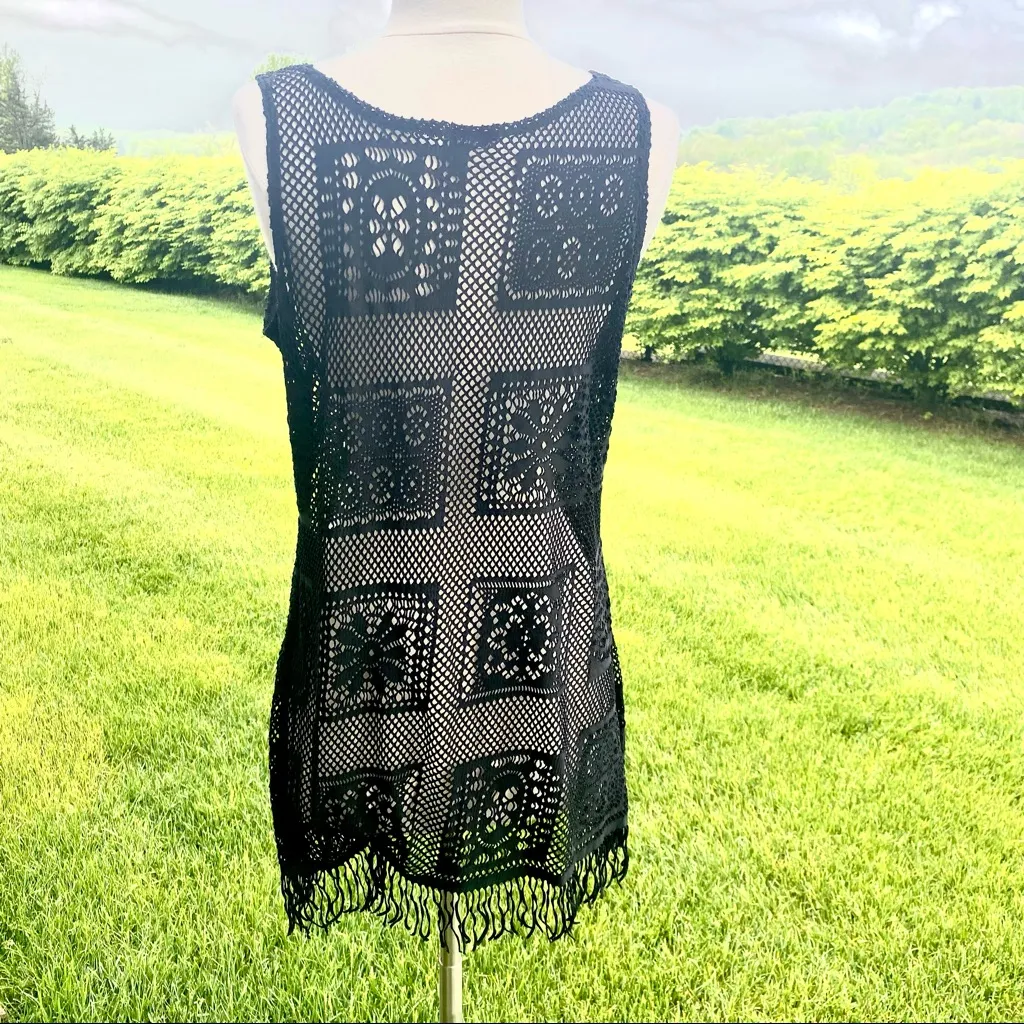 Serene black crochet beach coverup Size undefined - Image 5
