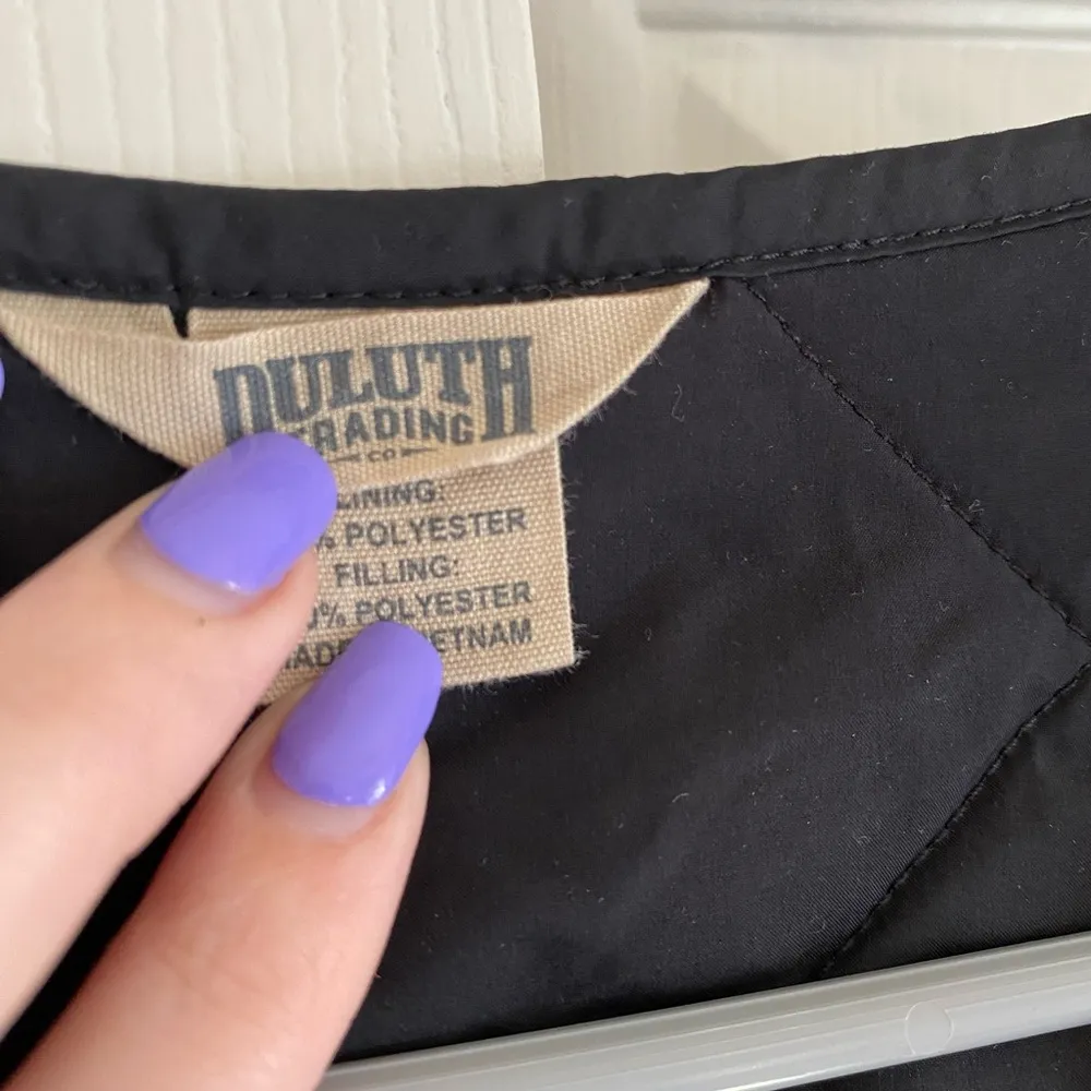 Duluth & Trading size large black quilted vest golden harvest convertible - Image 3