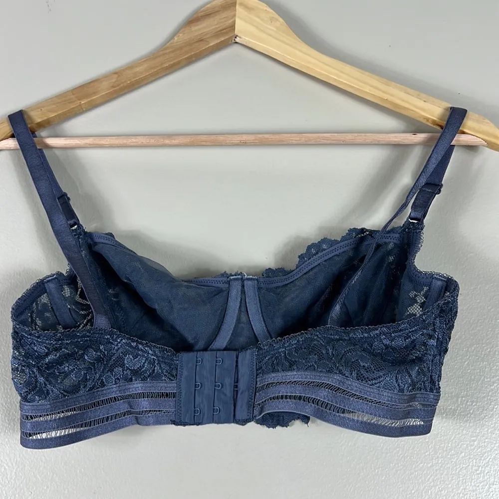 Smart & Sexy Blue Lace Bra - Image 2