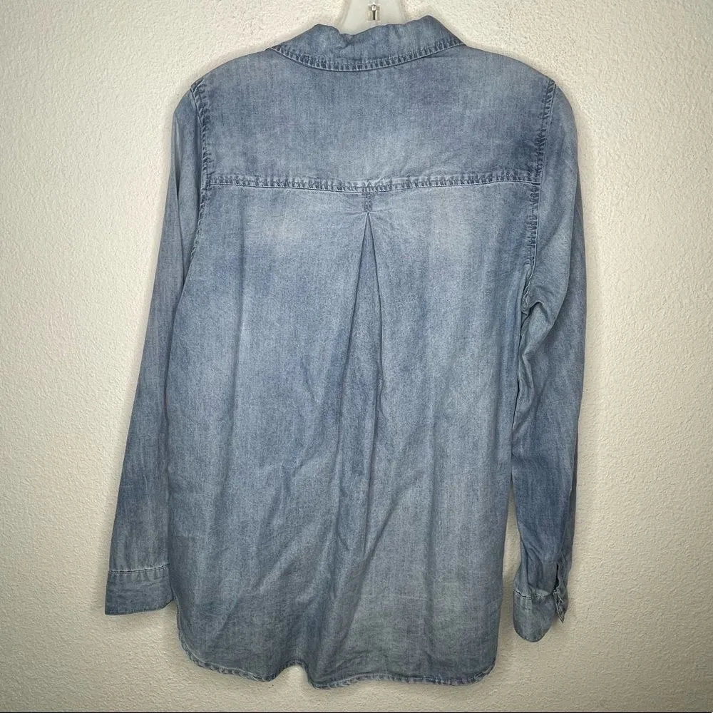 Bandolino Floral Shirt - Image 8