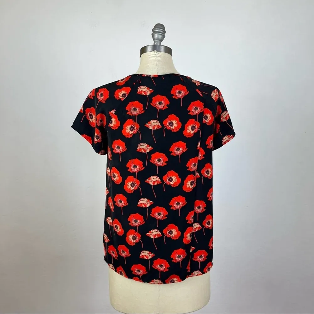 Cabi Flanders Poppy Floral Split Back Top - Image 7