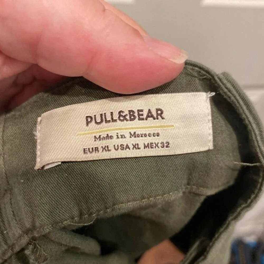 Pull‎ and Bear Shorts size XL Green - Image 4