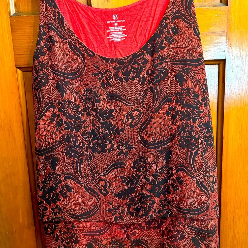 New York & Company Red and Black Swing Camisole Tank XL - Image 3