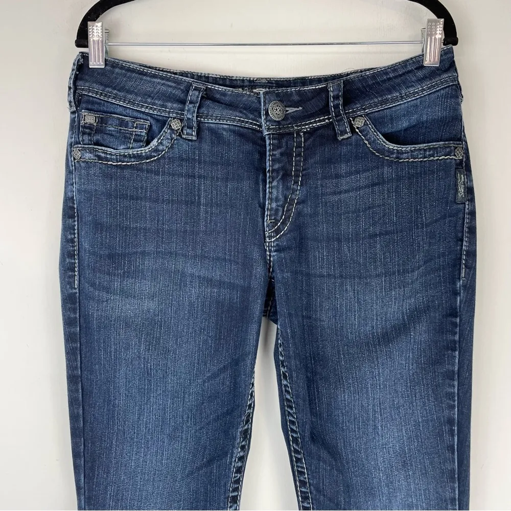 Silver Jeans Suki Surplus Dark Wash Bootcut Jeans Sz 30x30 Stitching Embellished - Image 4