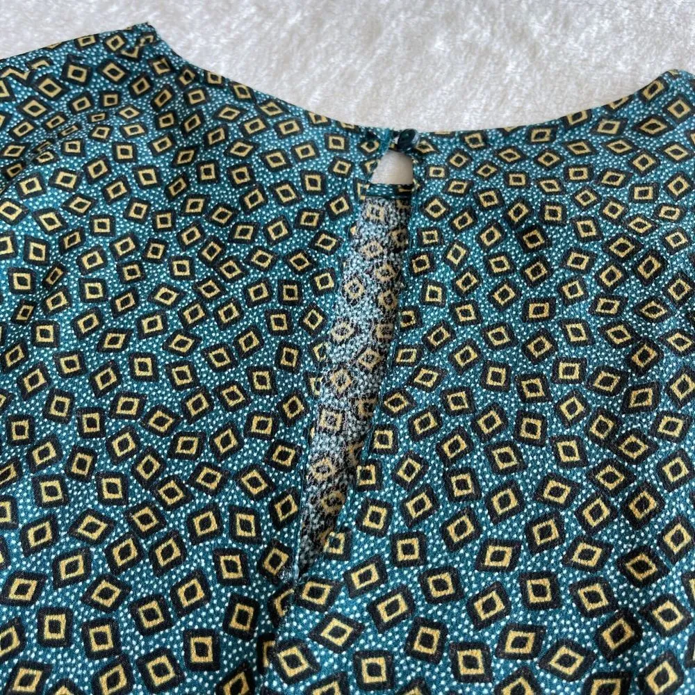 H&M Geometric Print Blouse Top Womens Size 10 Blue Long Sleeve Back Keyhole Soft - Image 8