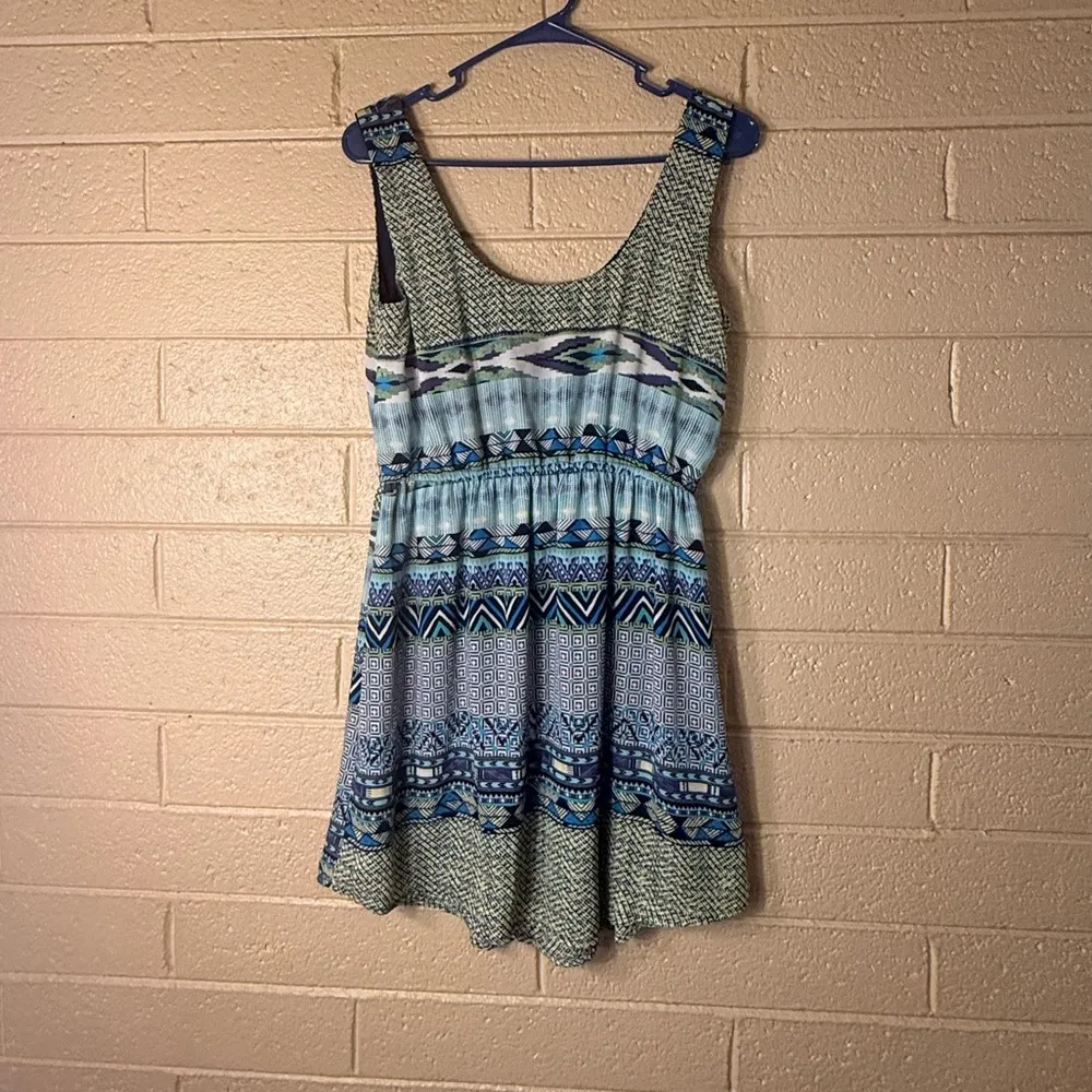 Rue 21 Blue Patterned Sleeveless Dress size M - Image 2