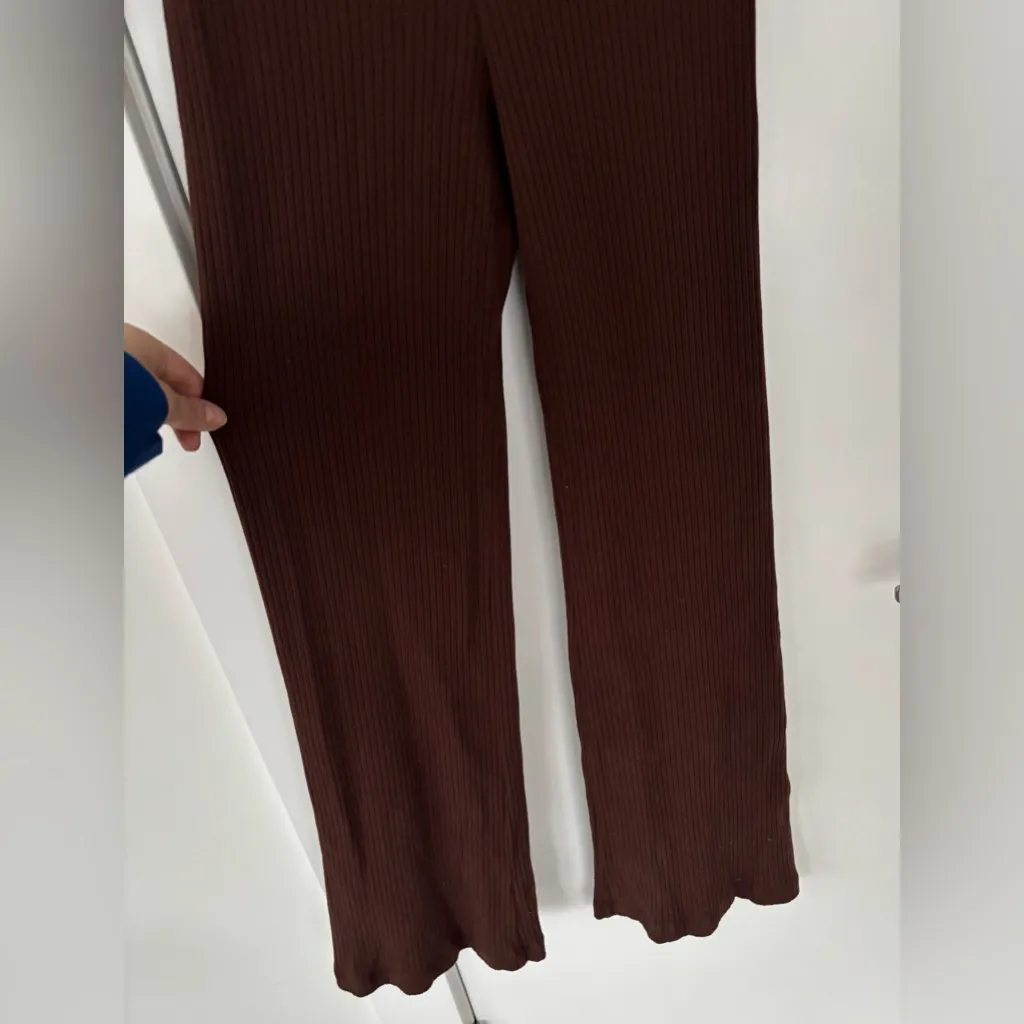Reformation chocolate brown ribbed stretch jumpsuit size Small - Image 3