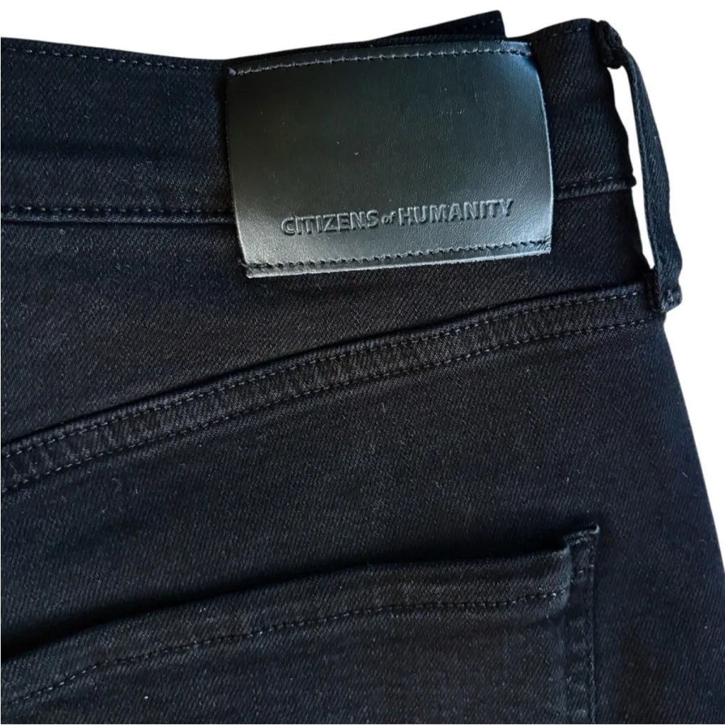 EUC 7 For All Mankind Isola Flare Jeans
Black Size 32 - Image 4