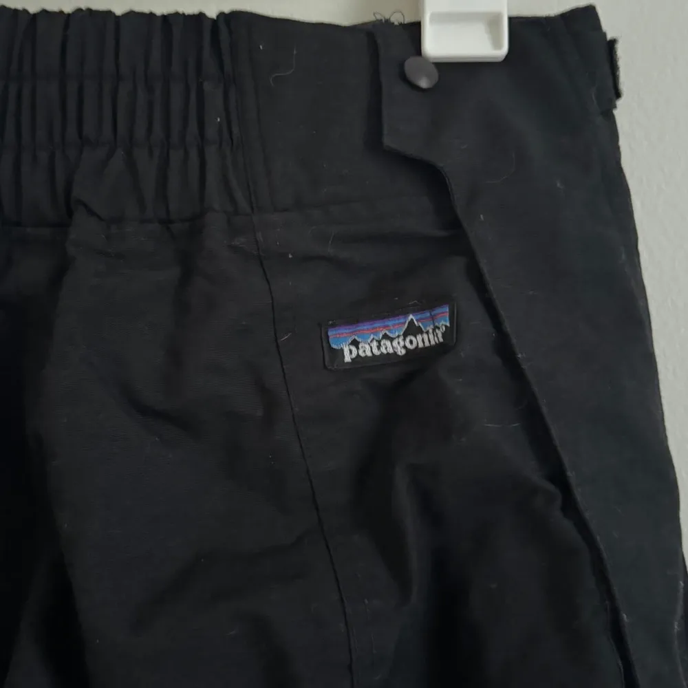 Patagonia Drop Seat Snowboarding Pants Women’s Size 10 Black Winter Ski - Image 8
