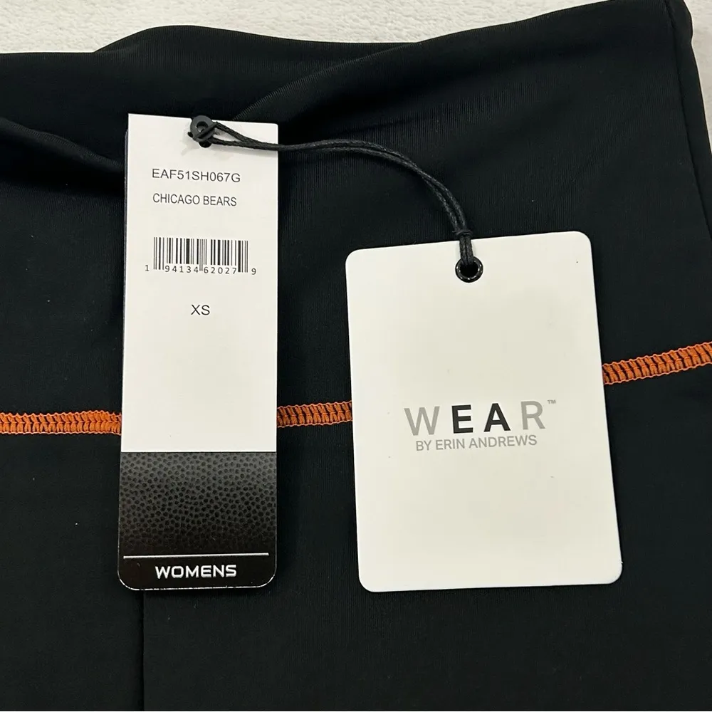 WEAR by Erin Andrews Black Chicago Bears NFL Football Yoga Bike Shorts Womens XS - Image 4