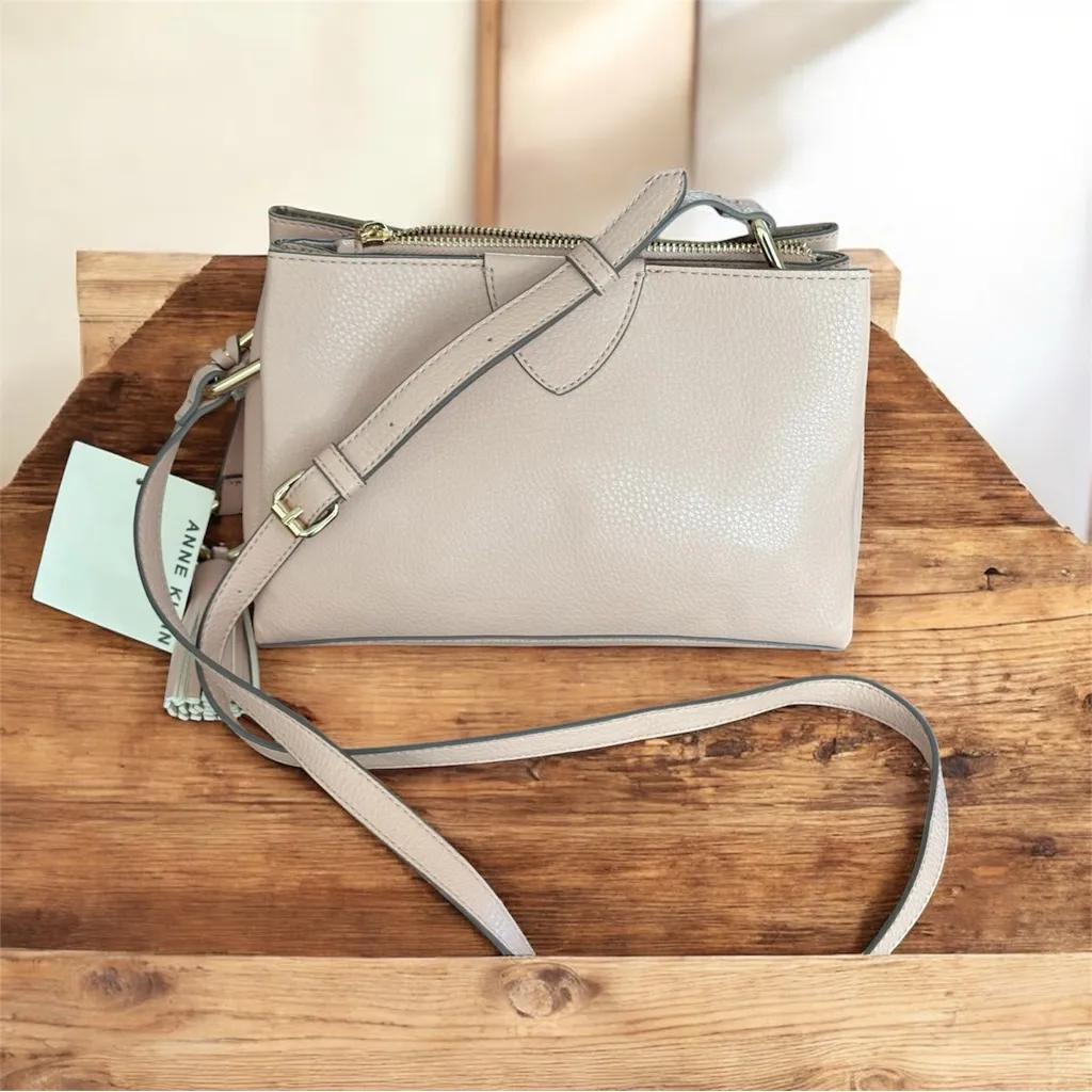 Anne Klein | Pale Pink Crossbody Zipper |  Top Bag Purse Faux Leather | w/defect - Image 3