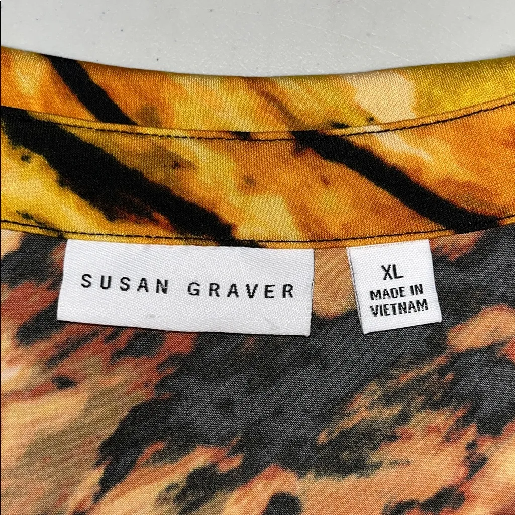 Susan Graver Sz XL Yellow & Black Printed Liquid Knit Button Up Tunic Blouse Top - Image 4