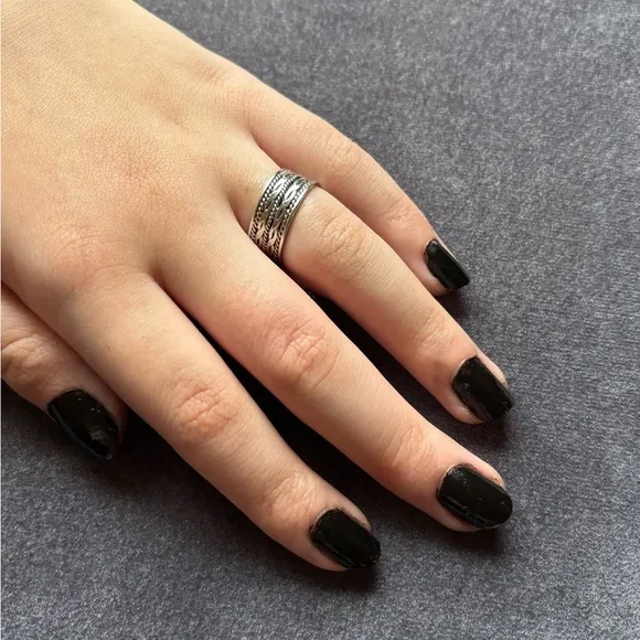 Source Unknown Vintage Silver Open Back Ring - Image 5