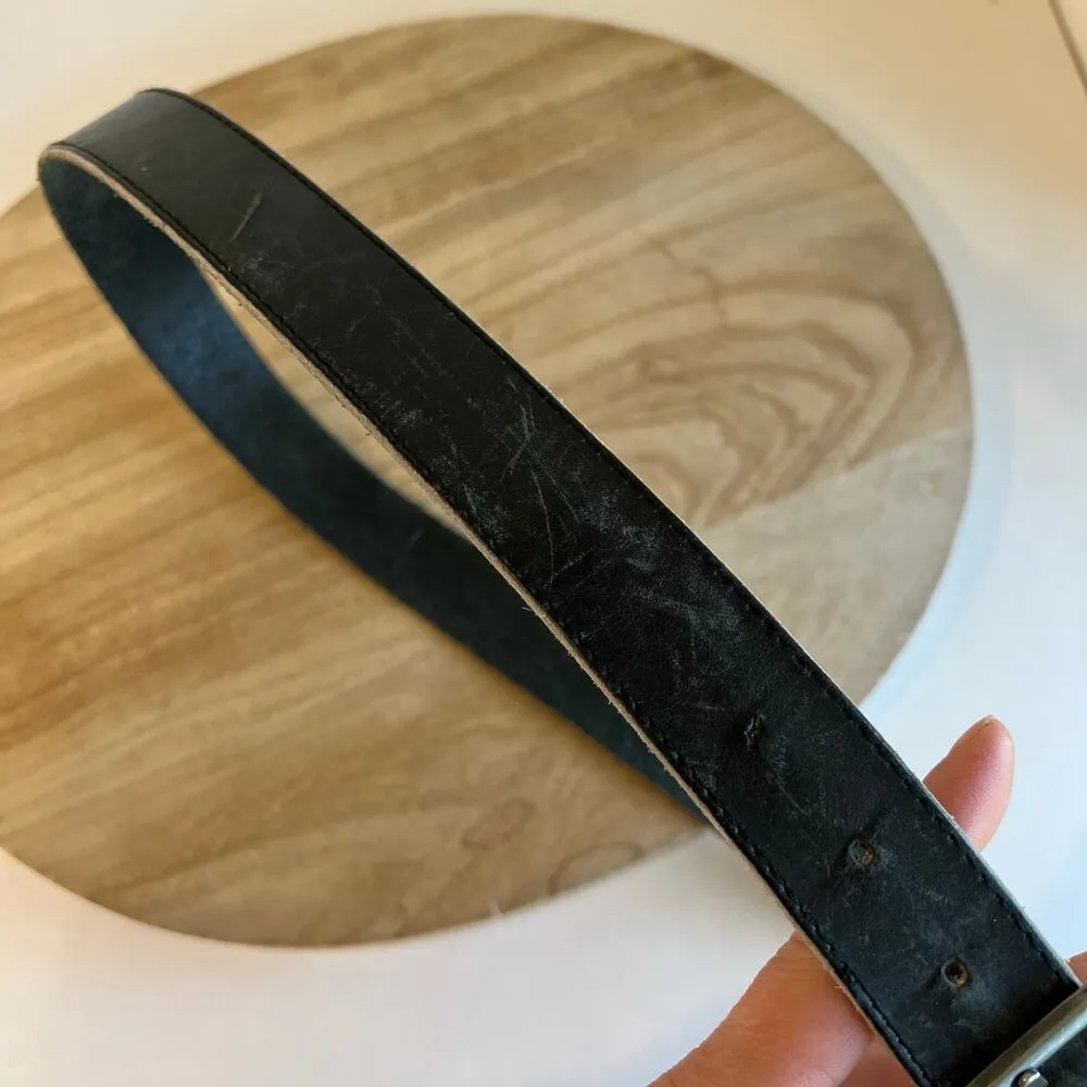 Vintage 90s Levi's Distressed Worn in Black Genuine Leather Belt Size Large - Image 6