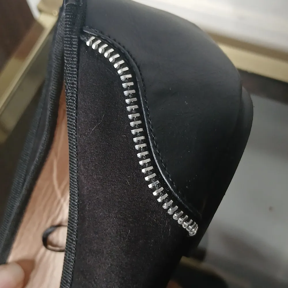 Torrid black zipper cut ballet flats size 10 - Image 11