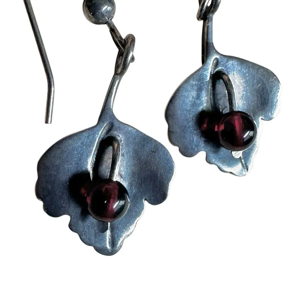 Vintage Sterling Silver & Garnet Leaf Earrings - Image 4