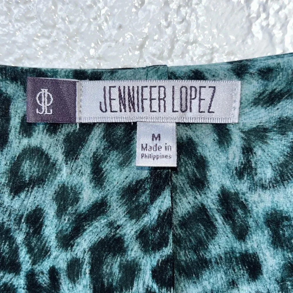 Jennifer Lopez Green Leopard Print Flowy Top - Image 3