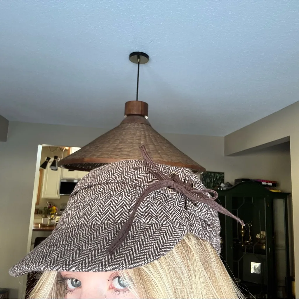 Y2K Tweed Newsboy Hat - Image 6