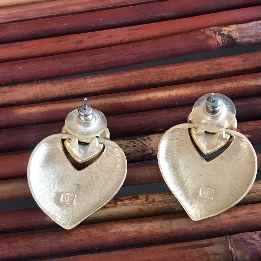 Double Heart Door Knob Style Satin Finish Gold Tone Vintage Earrings - Image 3