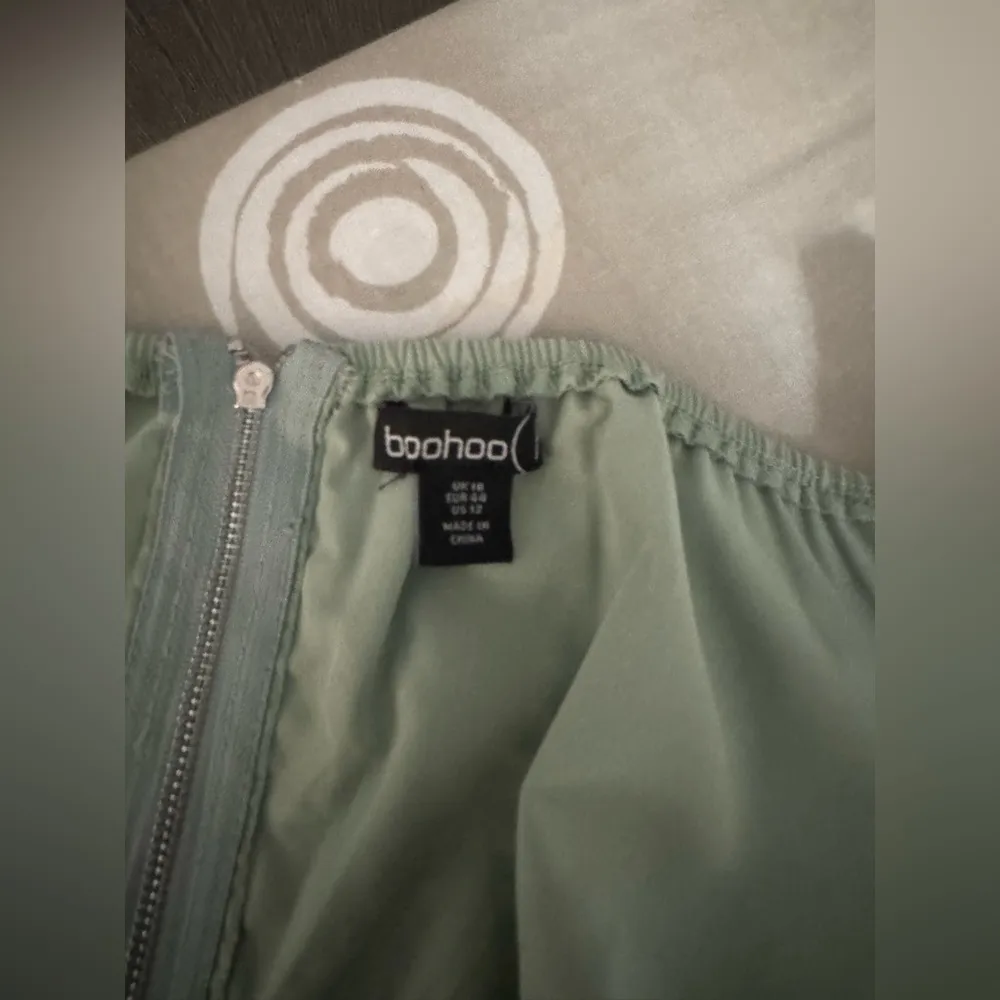 Boohoo Milkmaid Crop Top - Image 10