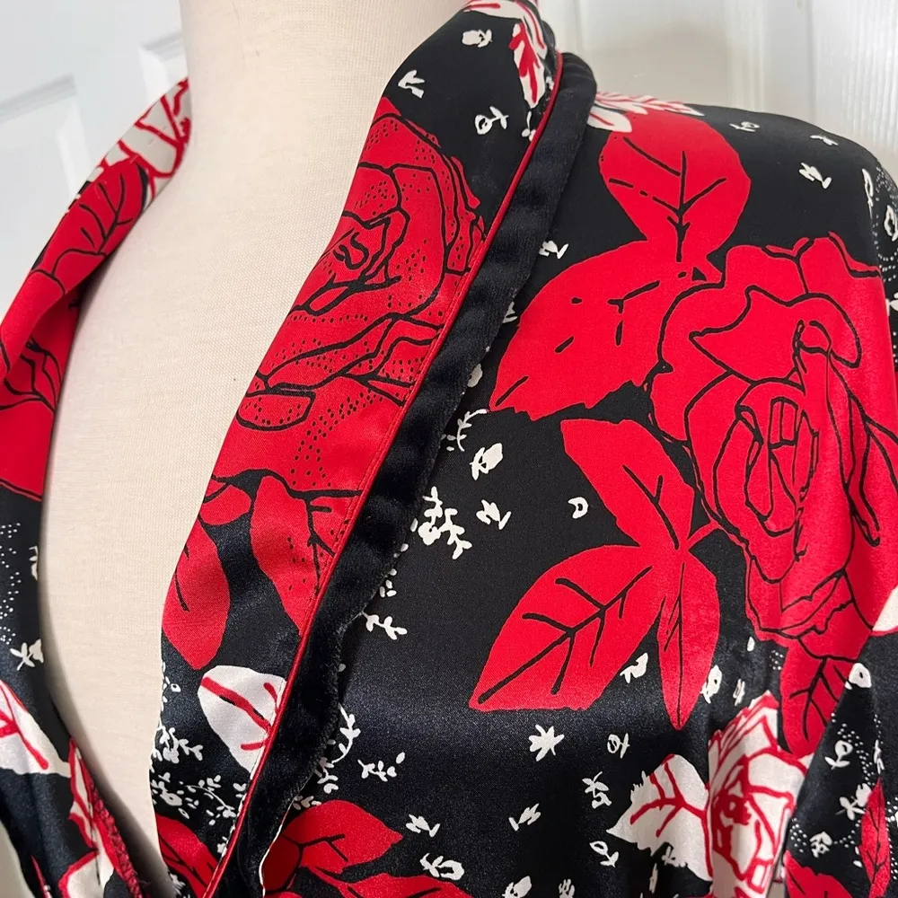 Jones New York Robe Red Black Floral S M Small Medium - Image 2