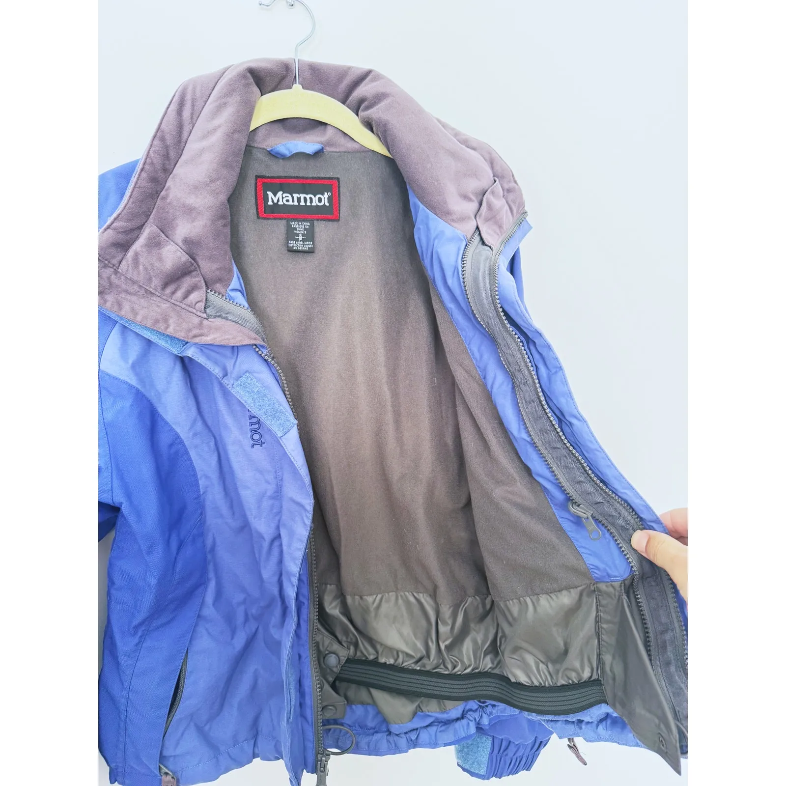 Marmot Blue Hooded Softshell Ski Jacket Size Small - Image 8