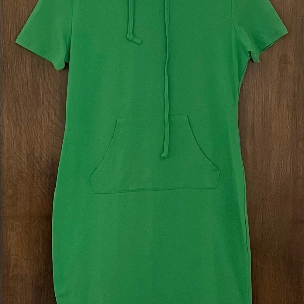 Missky green hoodie kangaroo pocket cotton sweatshirt dress, size L athleisure Size L - Image 6