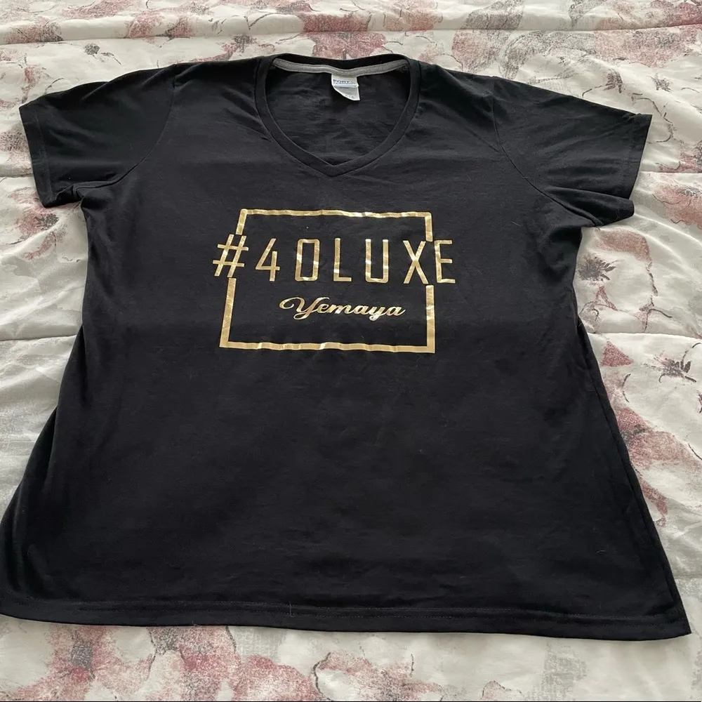 # 40 Luxe Yemaya black gold writing V - Image 3