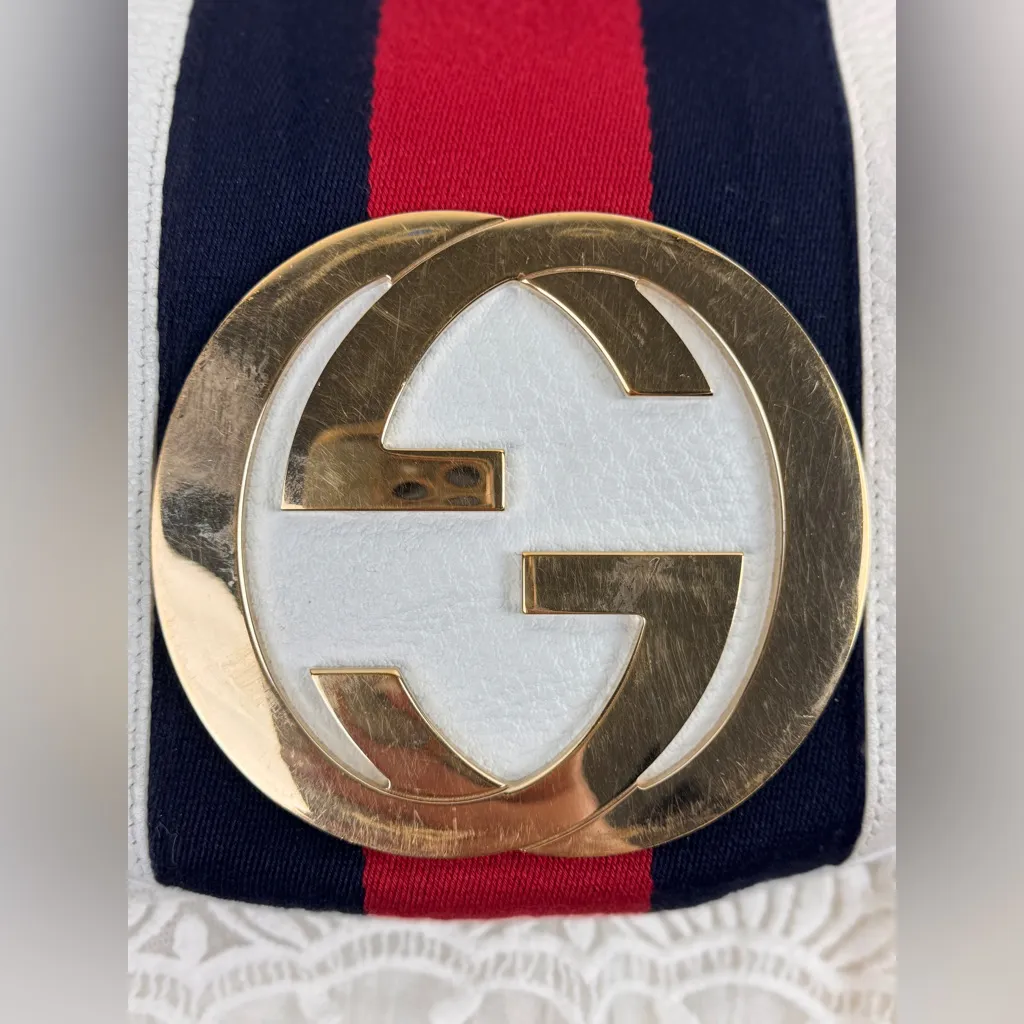 Gucci White Shoulder Bag with Red and Black Stripe - Image 2