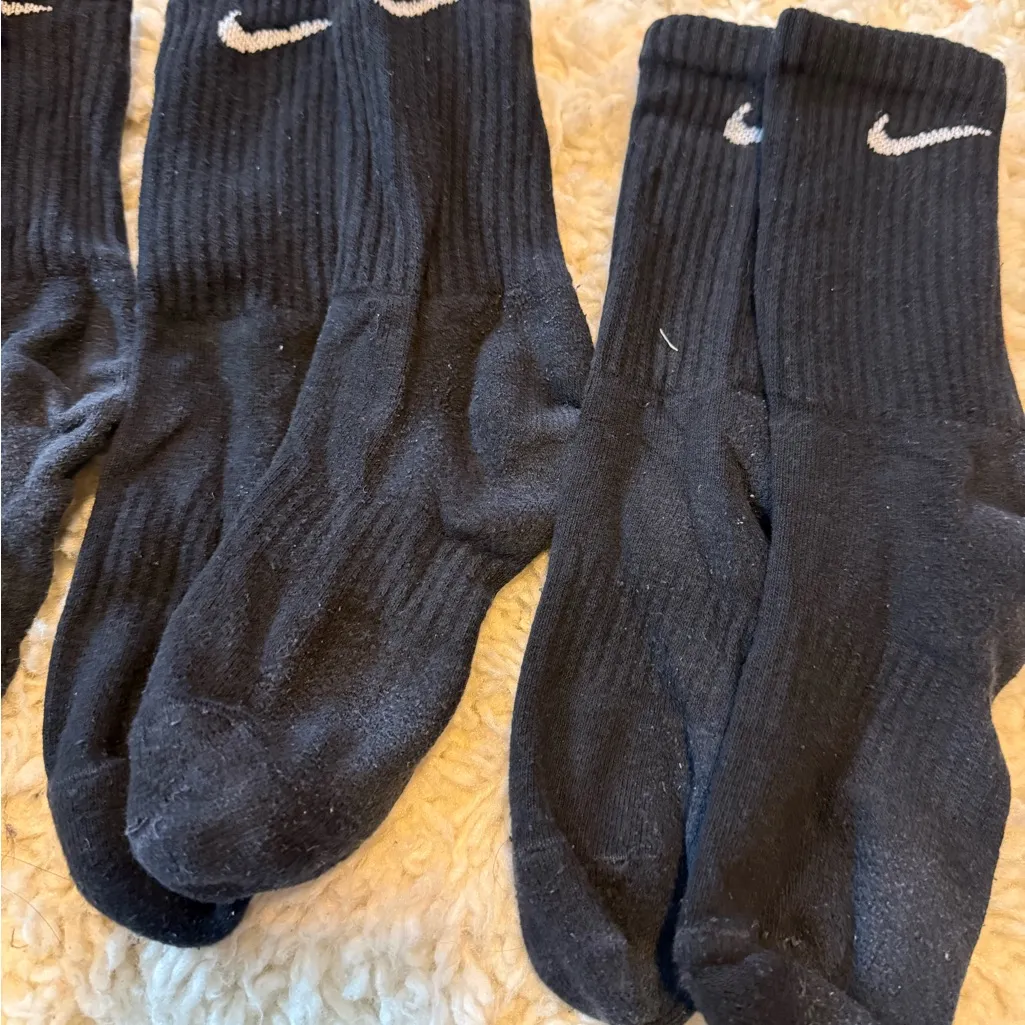 Nike Black Crew Socks - Image 3