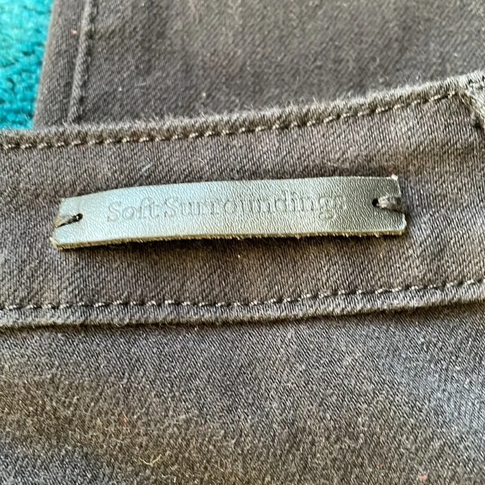 Soft Surroundings black skinny jeans - Image 4