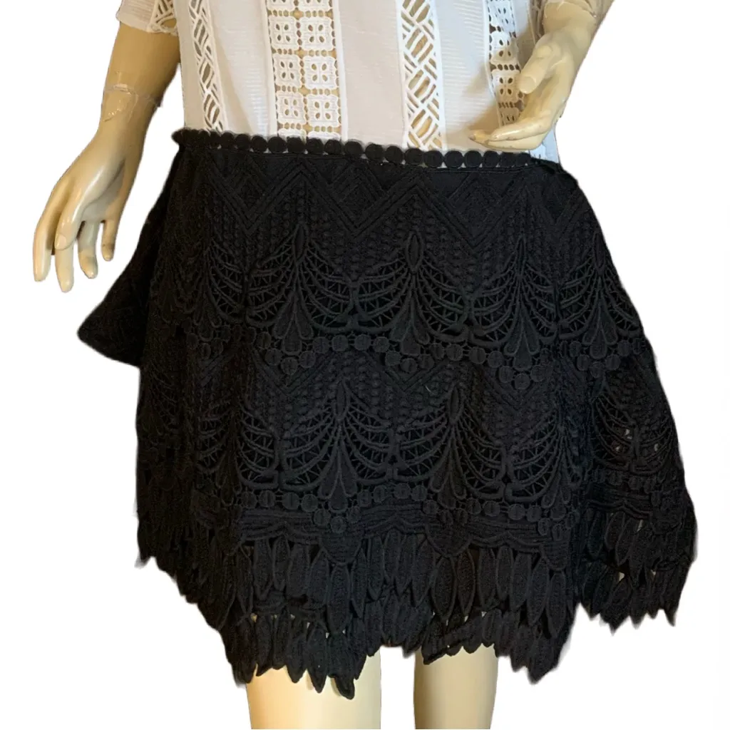ENDLESS ROSE BLACK & WHITE COLOR CONTRAST BLOCK LACE DRESS (M) - Image 8