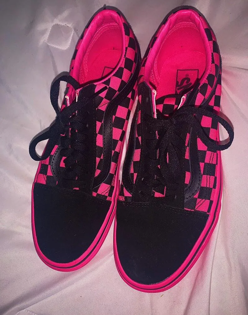 Vans TODAY ONLY Pink Checkered  low top - Image 3