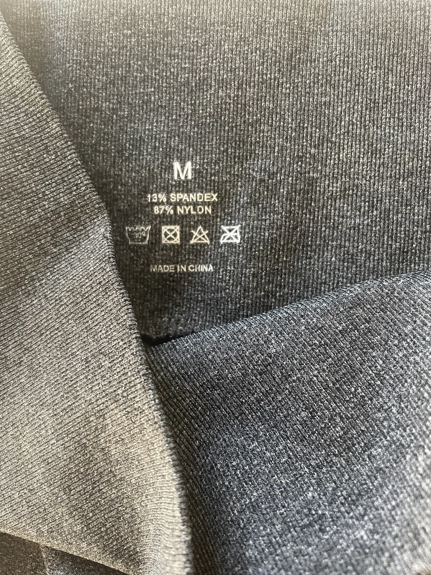 NVGTN Curve Seamless Leggings - Image 4