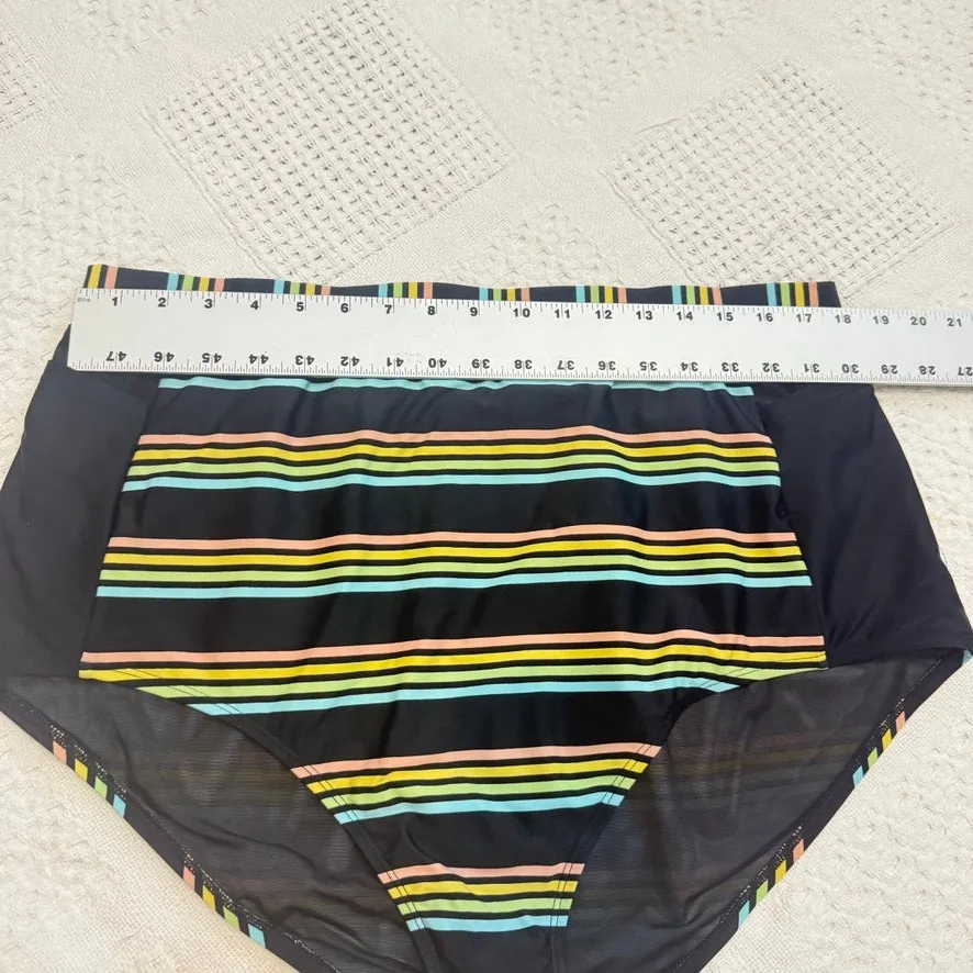 Torrid 3 high rise hip pockets striped swim bottom bikini brief SW 2819 - Image 5