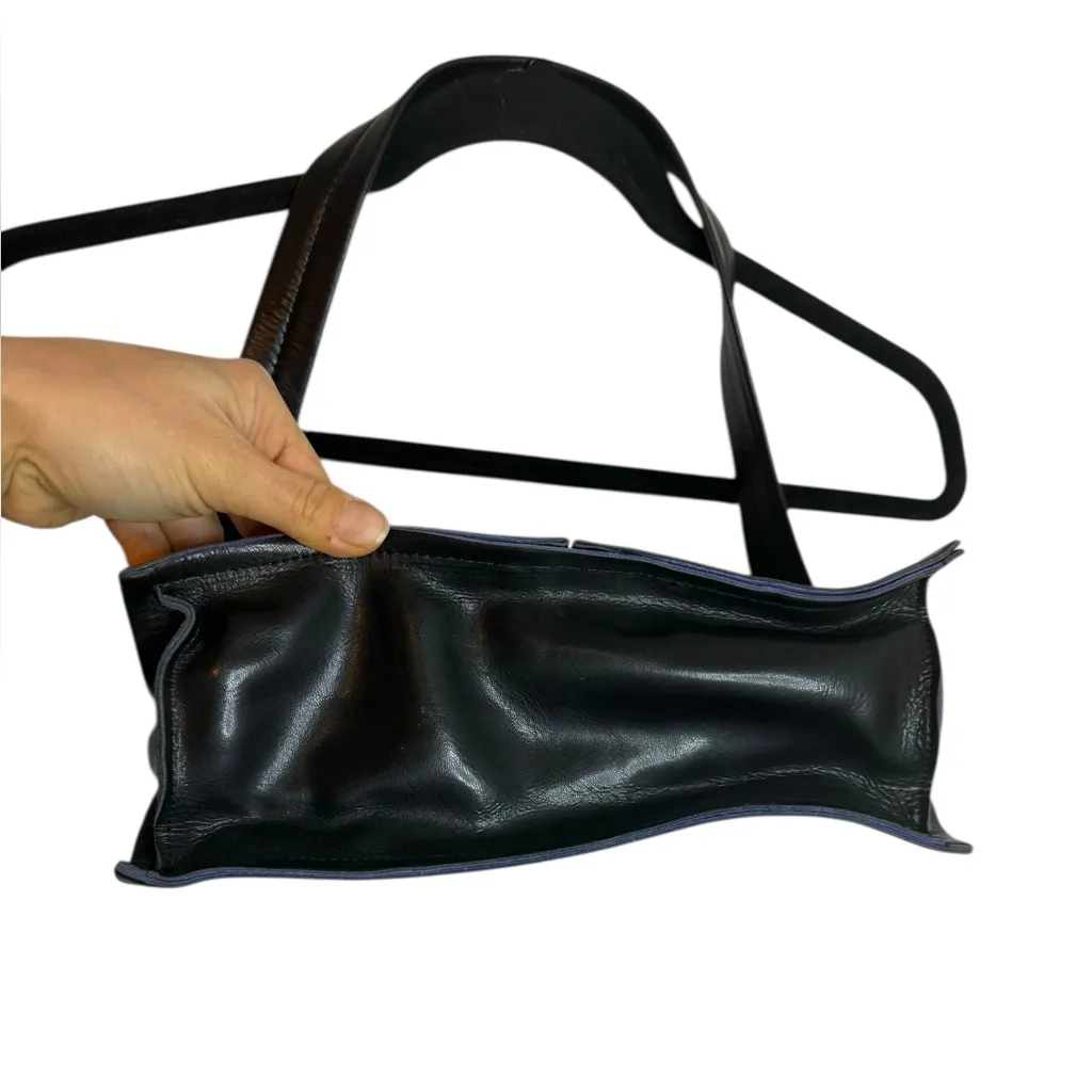 Francesco Biasia Black Leather Pocket Handbag - Image 4