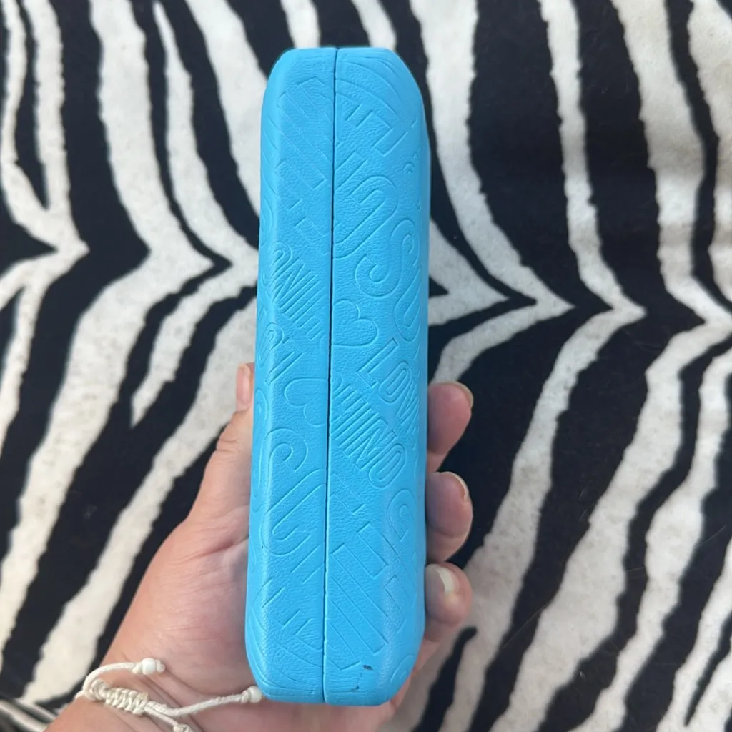 LOVE MOSCHINO Hard Hinge Closure Glasses Case Blue Black - Image 8