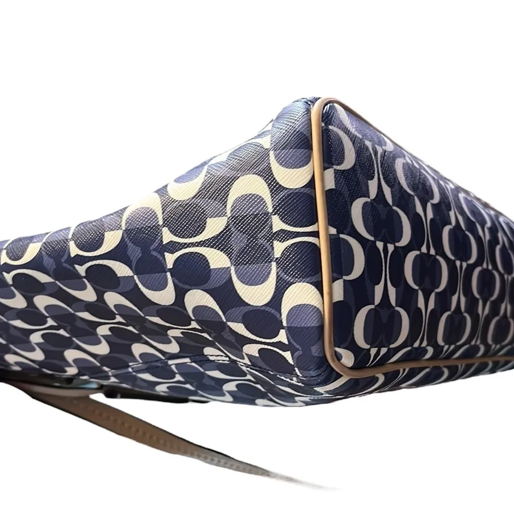 Coach Peyton Dream C Zip Top Tote silver, navy & tan - Image 5