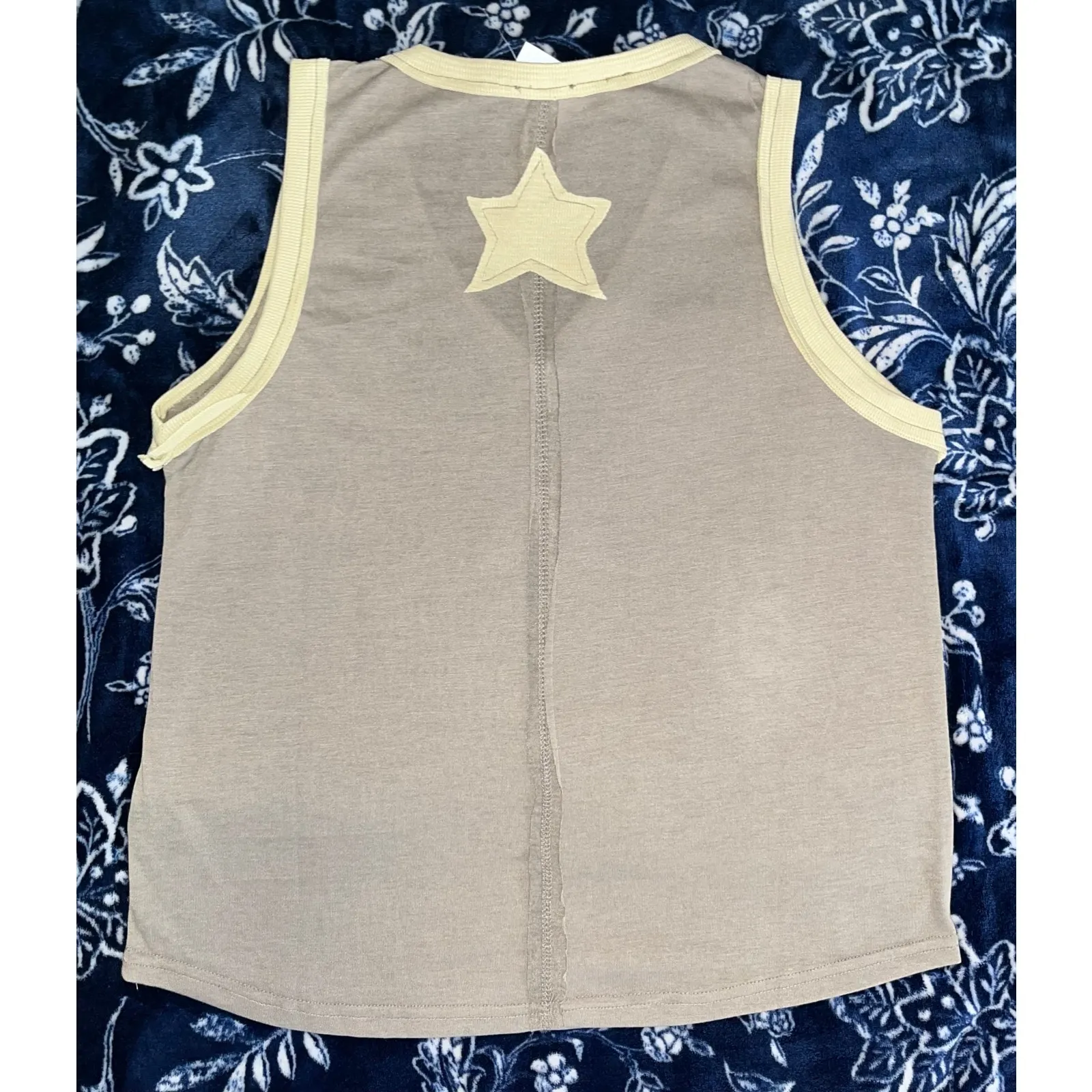 NWOT! POL Star Patch Tank Top - Image 6