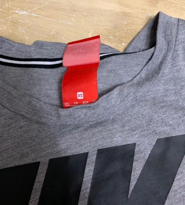 Nike XS  Crop Top - Image 3