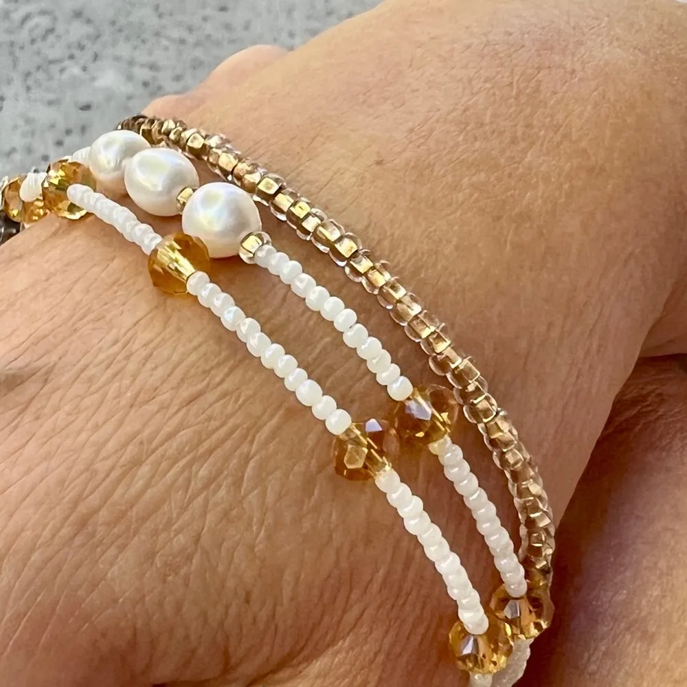 Triple Strand Pearl & Golden Glass Beaded Bracelet Gold - Image 2