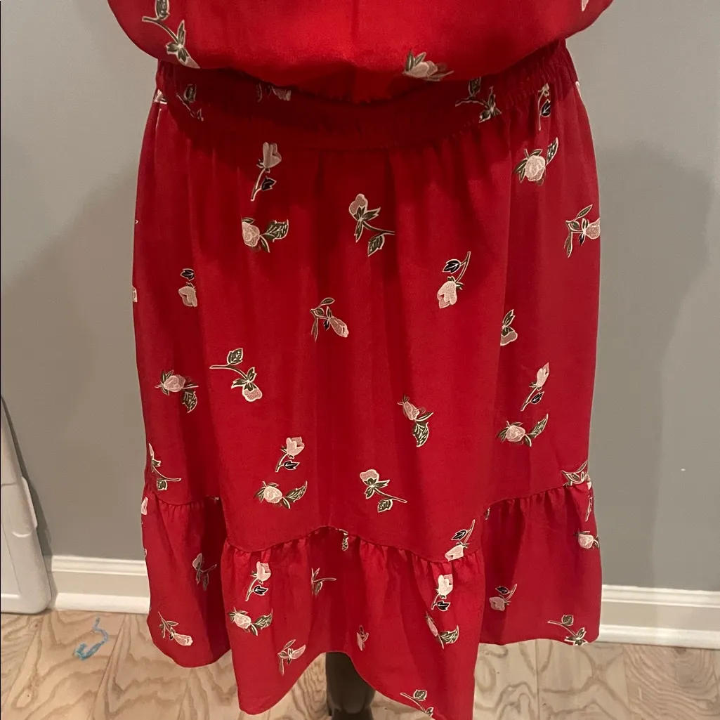 Red Halter Dress with Floral Print Ann Taylor loft medium new - Image 3