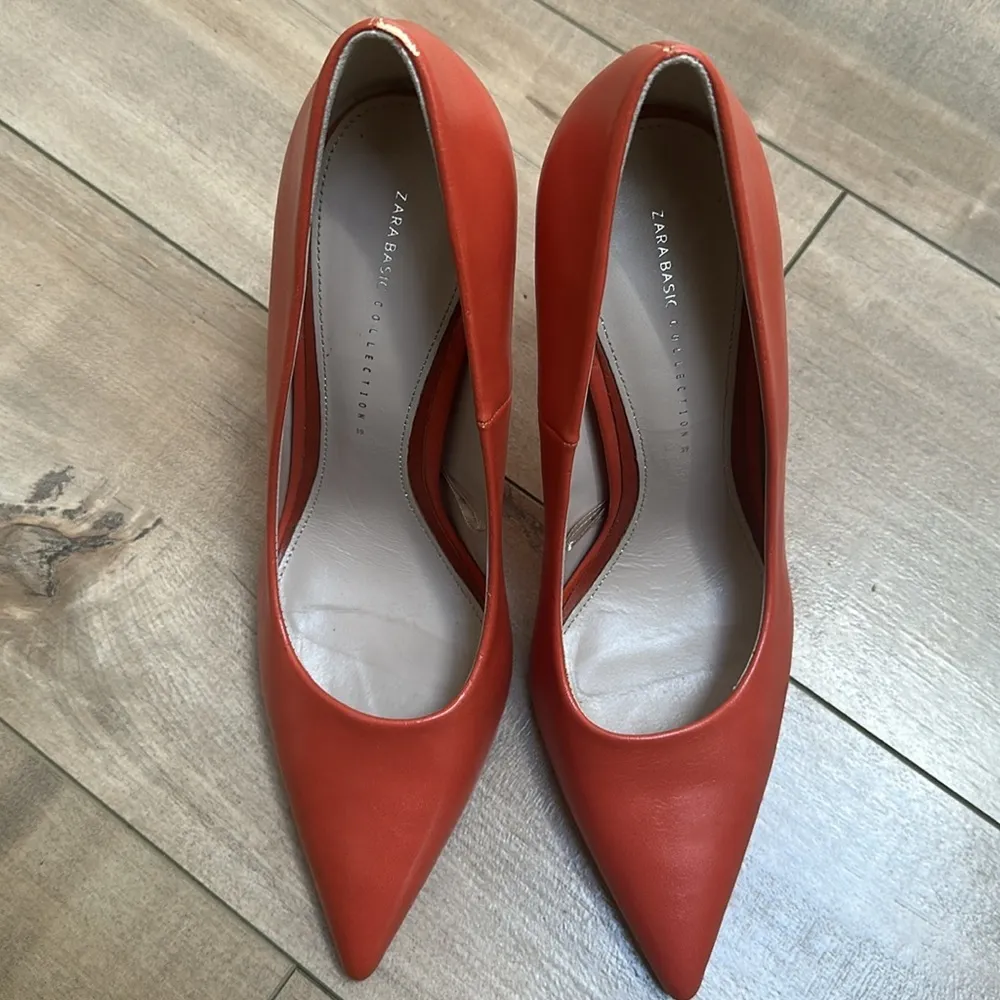 ZARA  Basic Orange Pump Pointy Heels Sz 39 (8) - Image 4