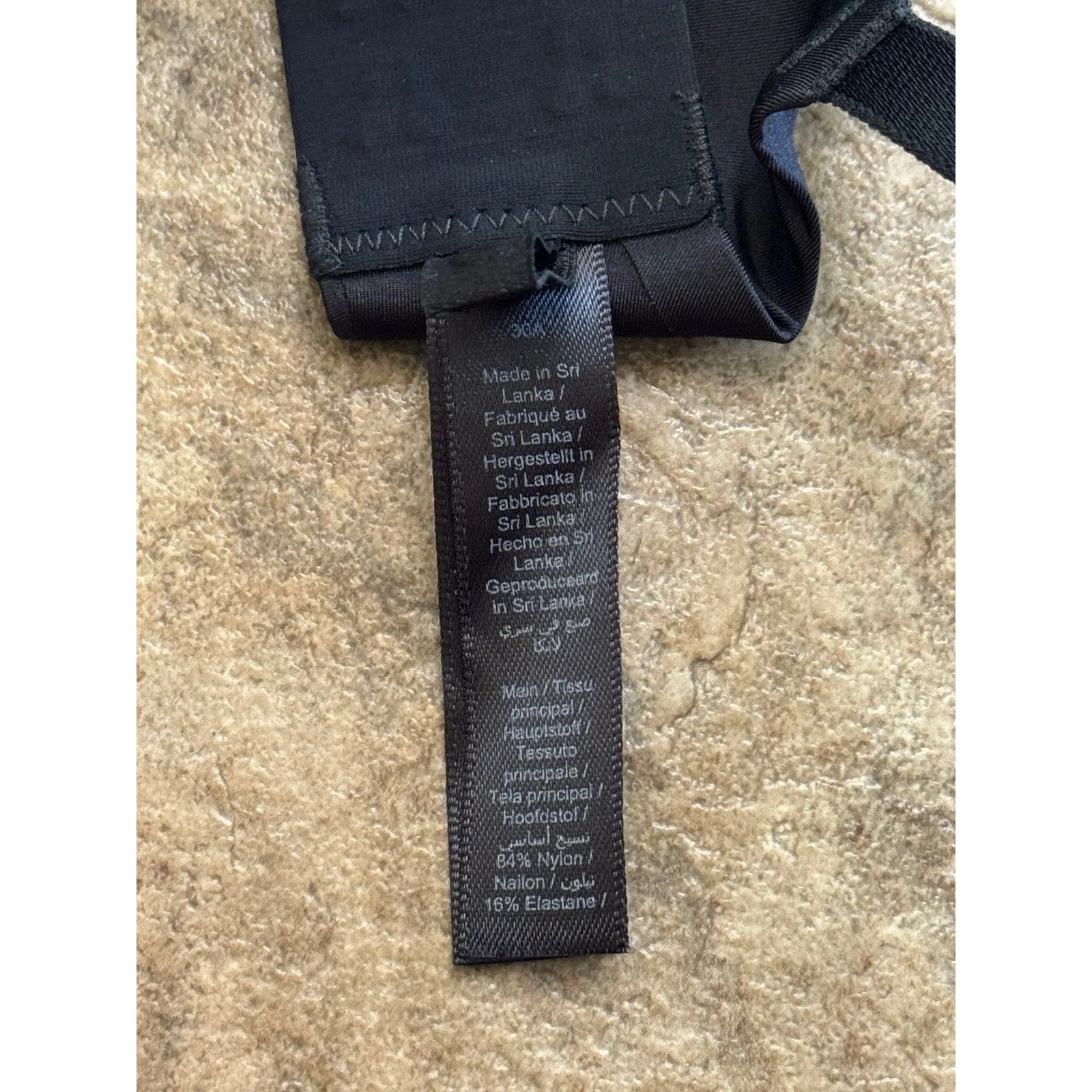 Skims Ultimate Deep Plunge Push Up Bra Onyx Size 30A - Image 10