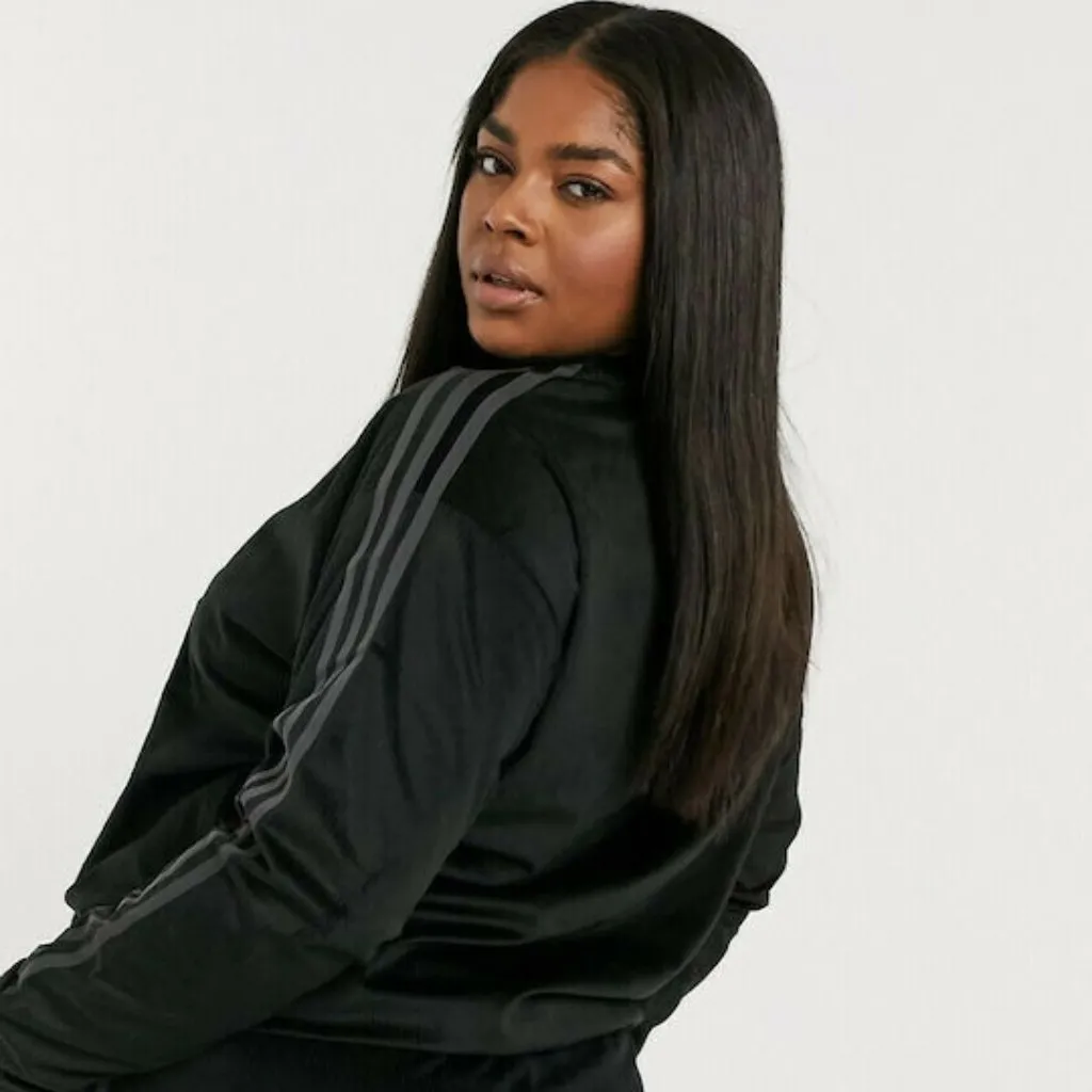 🔥ADIDAS Women LS Trefoil Black Velvet Crew Sweatershirts Original SIZE 1X NWT - Image 2