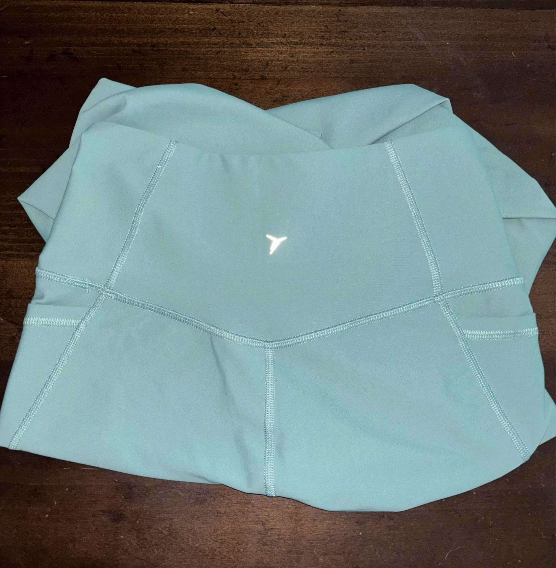 Old Navy Active Leggings - Image 3