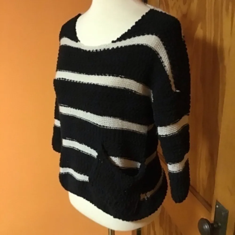 Rewind Fuzzy striped sweater with cute stash pocket - Image 7