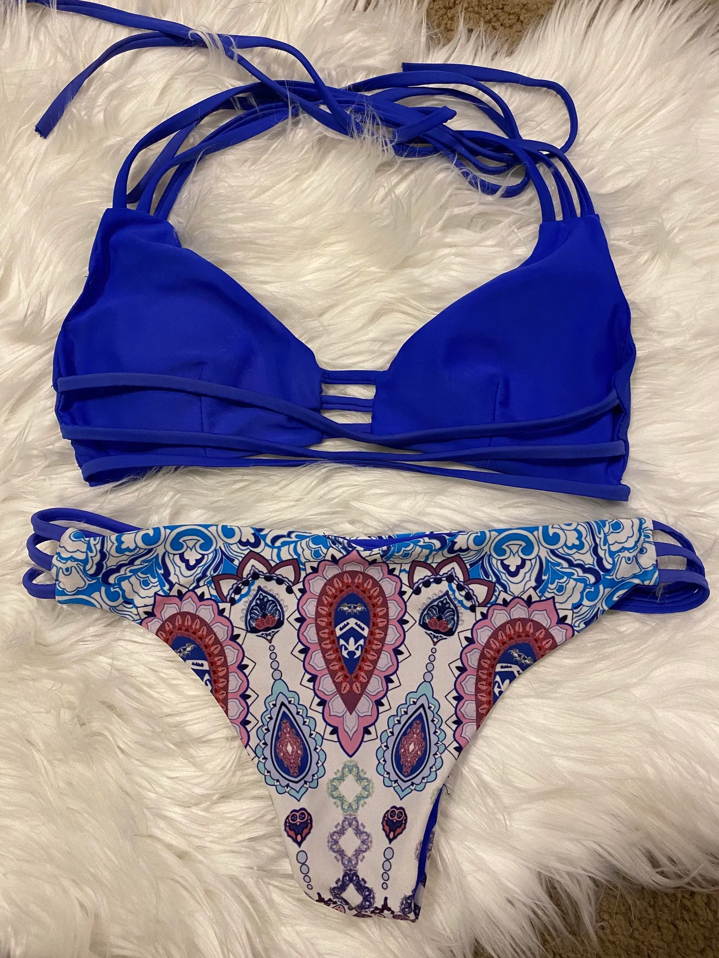 Cupshe Blue Bikini - Image 2